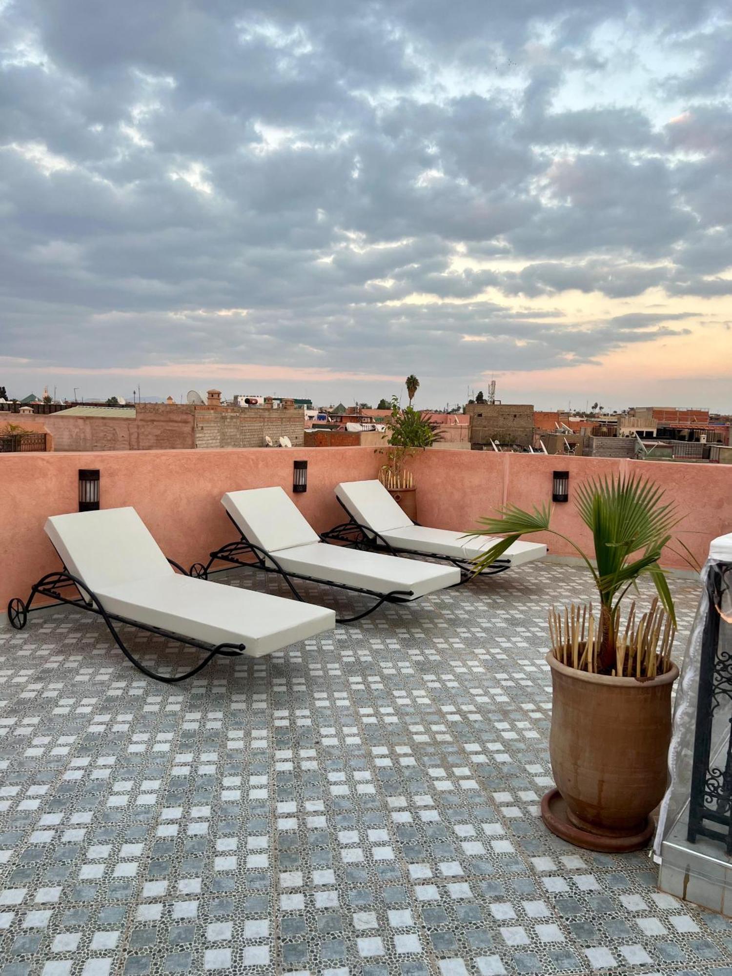 Riad Dar Lakbira Marrakesh Exteriör bild